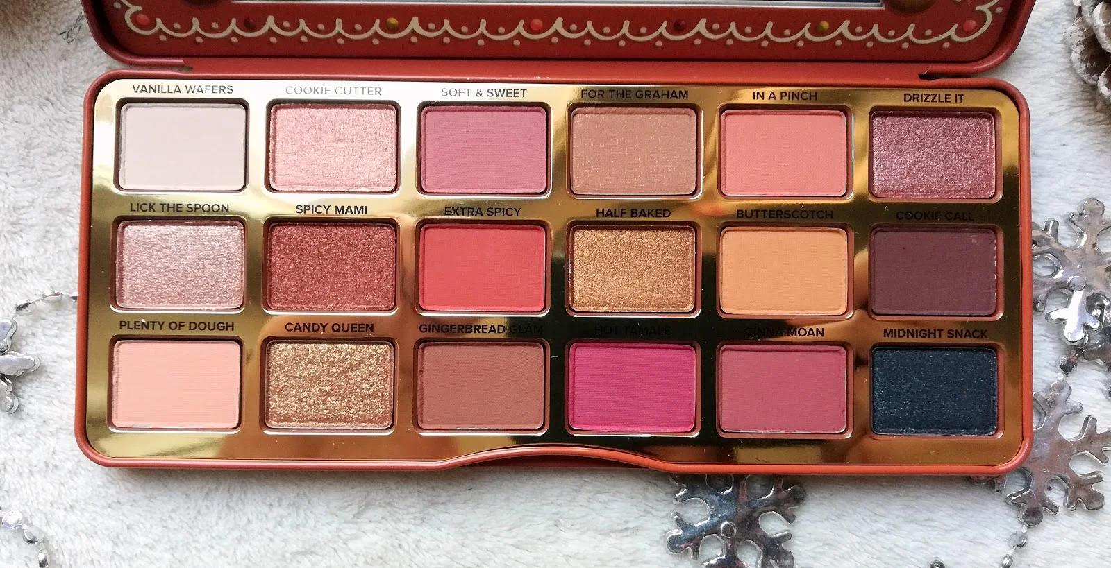 Gingerbread Extra Spicy de TOO FACED swatch make up No l 2019